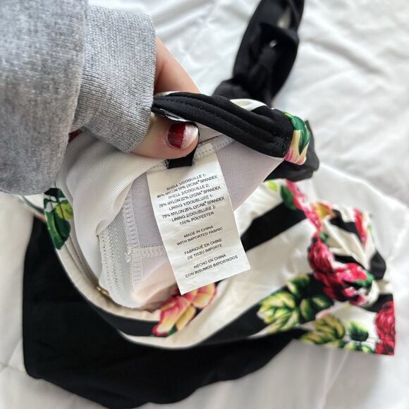 Jantzen Womens Size 14 Swimsuit Bathing Suit Floral Striped Pink White Beach - Picture 8 of 9